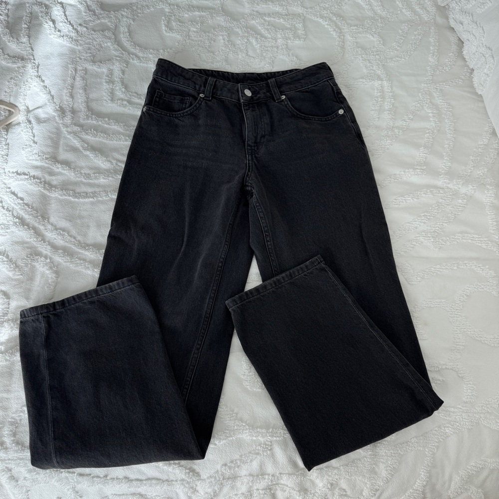 H&M Women's Black Straight Leg Jeans, US4